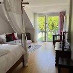 Gaestehaus Auler Hof 3*