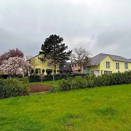Gaestehaus Auler Hof 4*