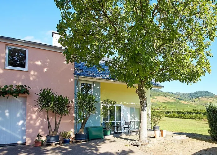 Gaestehaus Auler Hof Bed & Breakfast Kröv